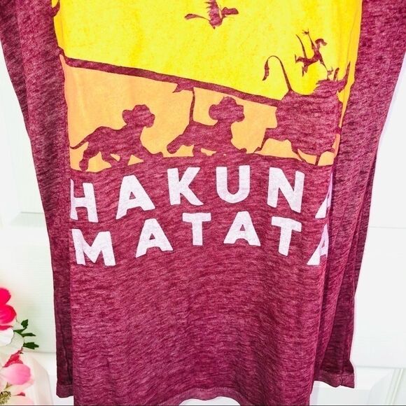 Disney Lion King Hakuna Matata t-shirt medium - Picture 3 of 6